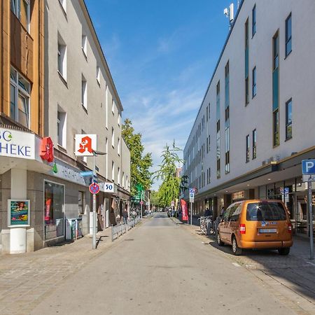 Limehome Oberhausen Paul-Reusch-Str Bagian luar foto