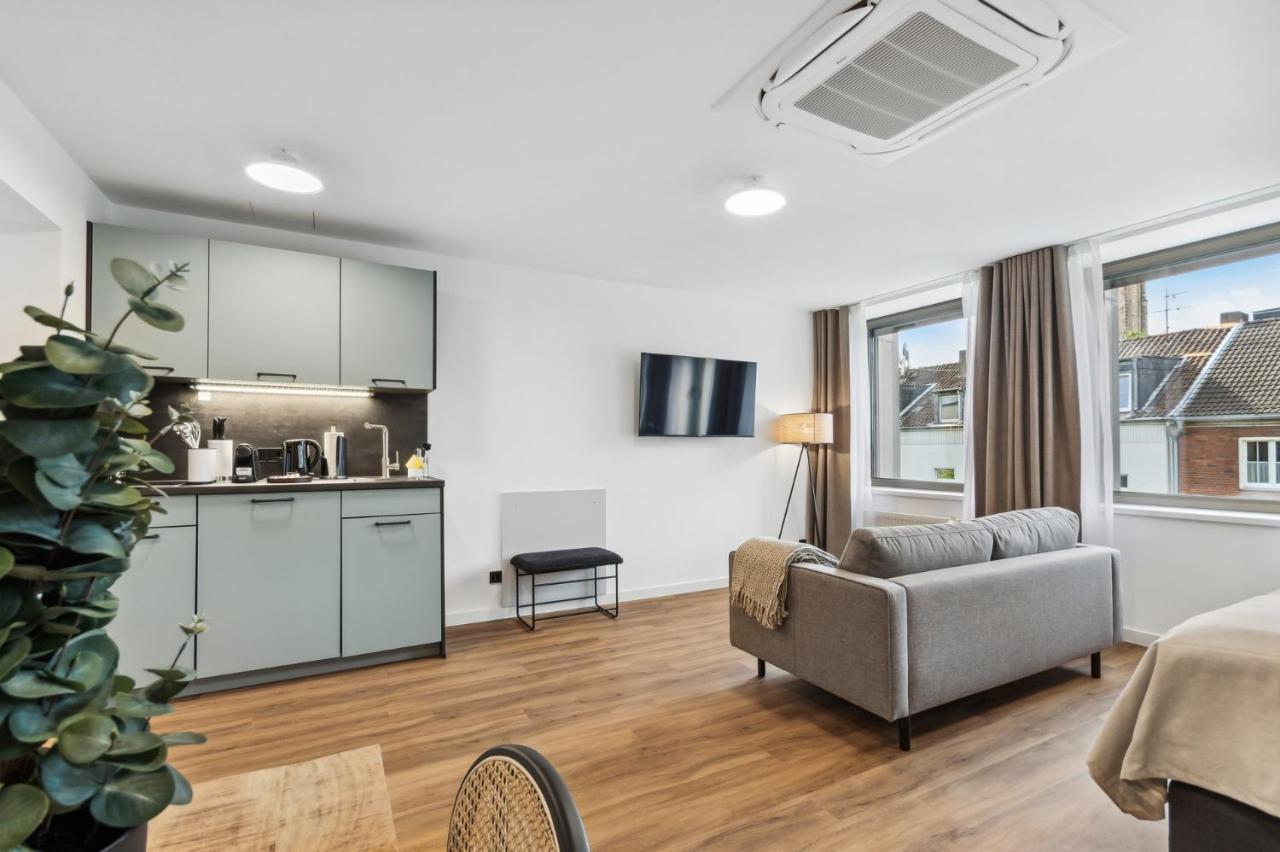 Limehome Oberhausen Paul-Reusch-Str Bagian luar foto