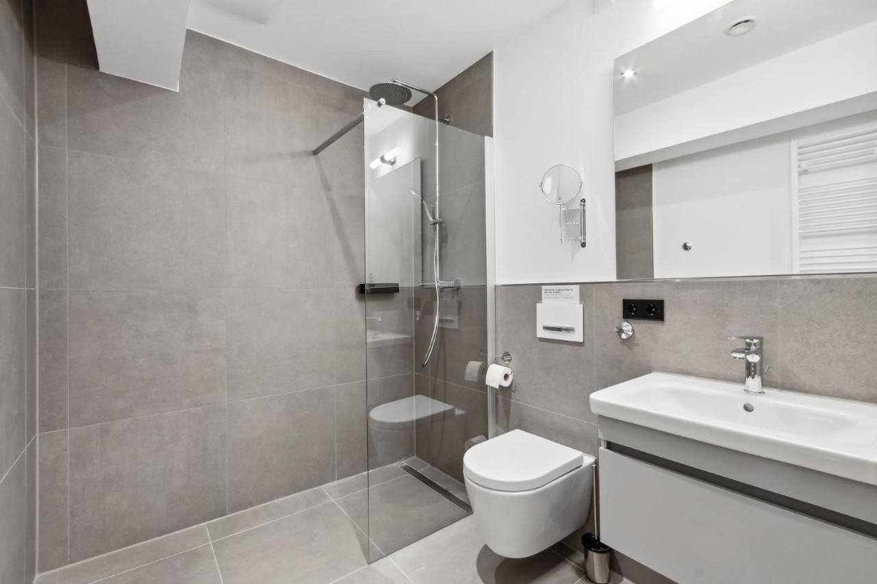 Limehome Oberhausen Paul-Reusch-Str Bagian luar foto