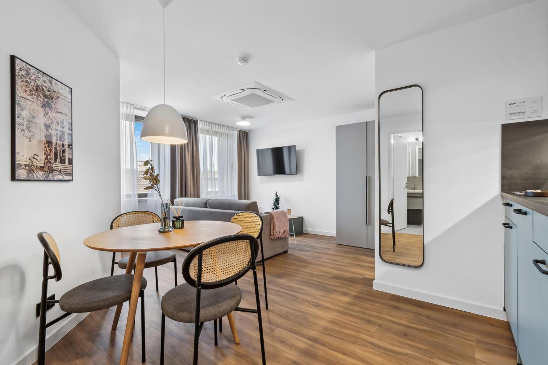 Limehome Oberhausen Paul-Reusch-Str Bagian luar foto