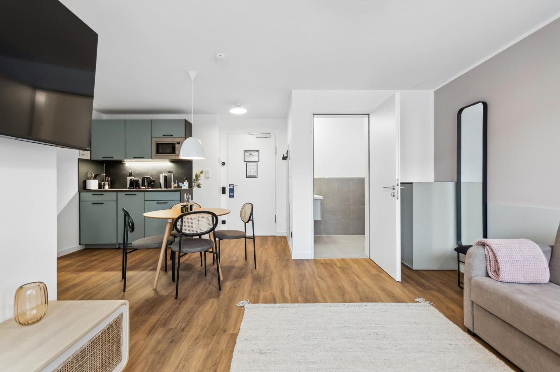 Limehome Oberhausen Paul-Reusch-Str Bagian luar foto