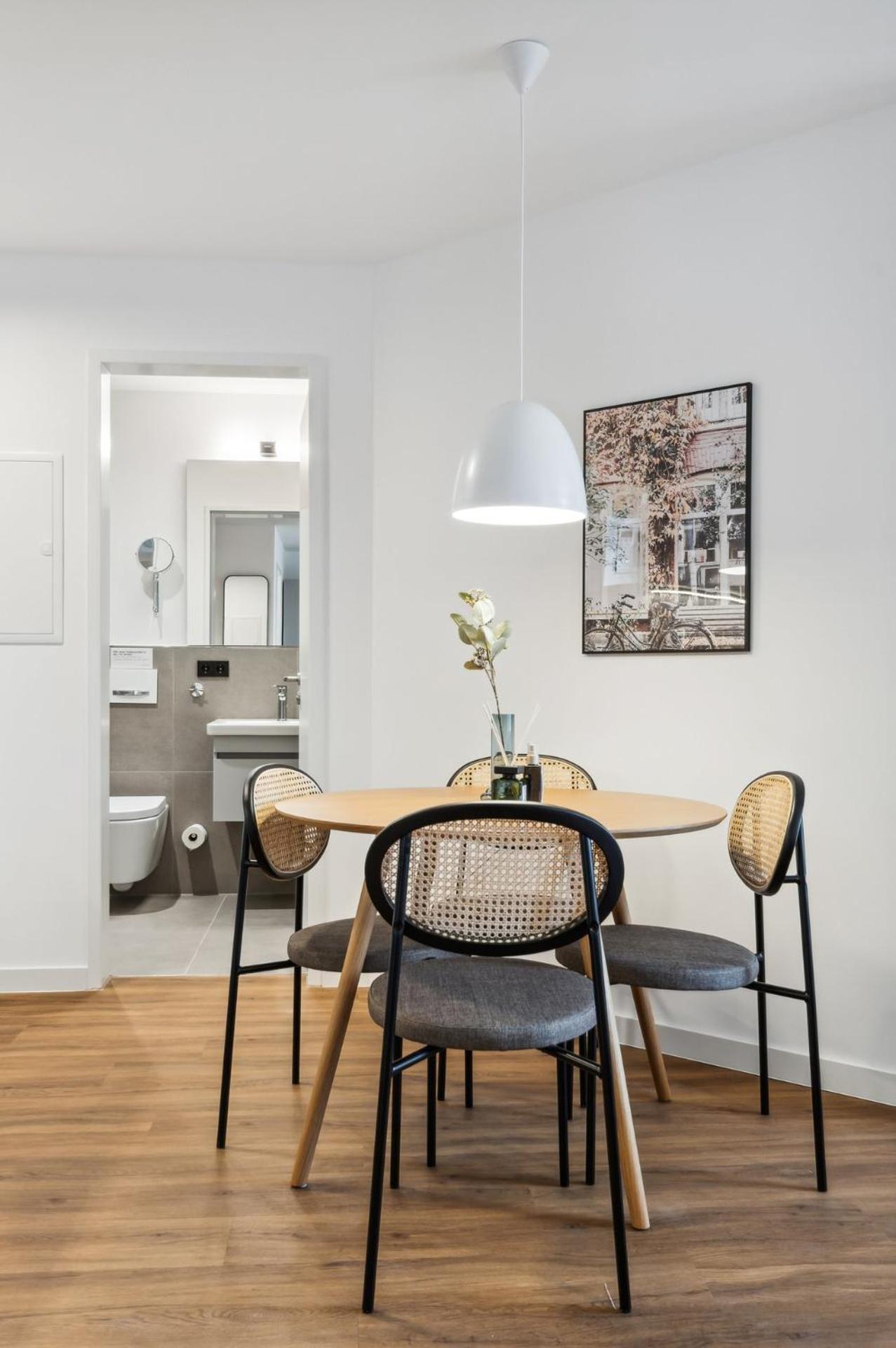 Limehome Oberhausen Paul-Reusch-Str Ruang foto